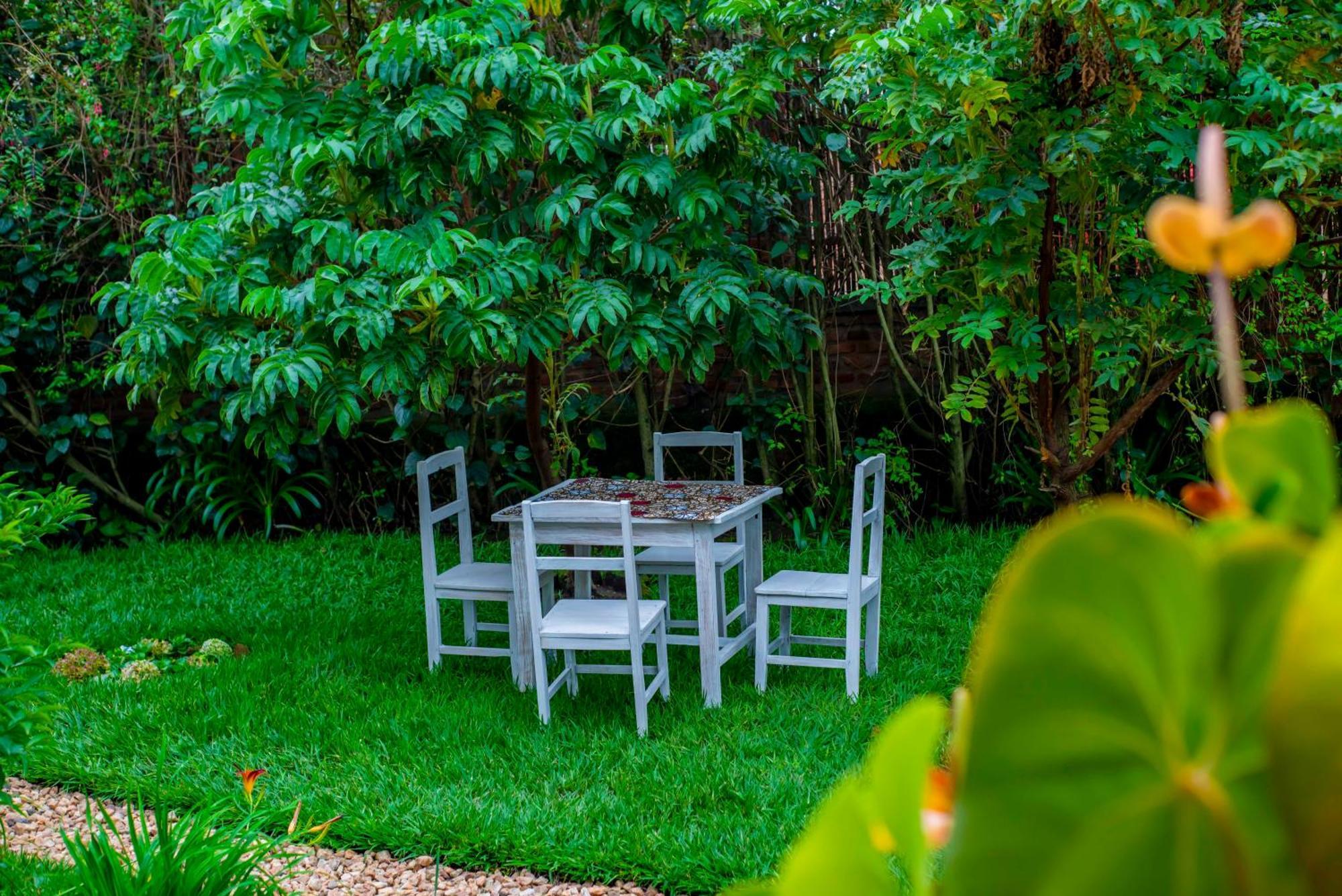 Little Birds Paradise Ruhengeri Extérieur photo